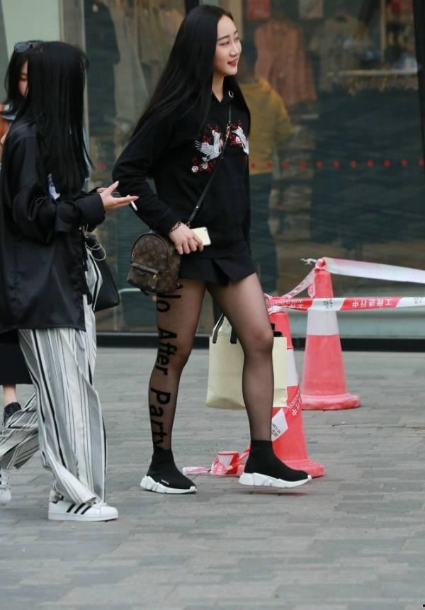 老太婆丝袜性感吧,老太婆丝袜性感吧的别样风情