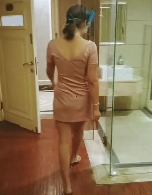 让足浴技师穿丝袜,足浴技师新风尚