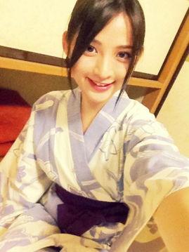 日本少女偷窥自拍,日本少女的自拍秘密