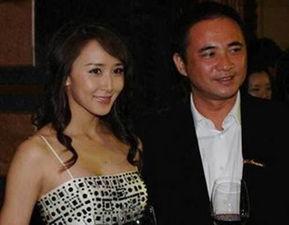 胡静和老公图片,幸福生活温馨呈现