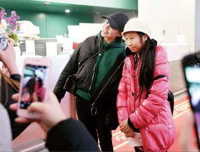 娱乐吃瓜秀酱,揭秘娱乐圈幕后故事，带你领略明星真实生活